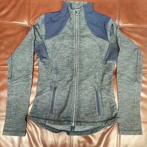 2 lululemon tops in size 10 - define jacket and shirt